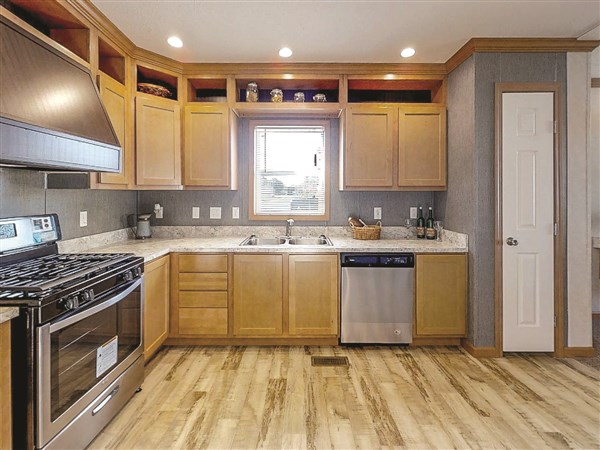 Feature Home: Inverness Community