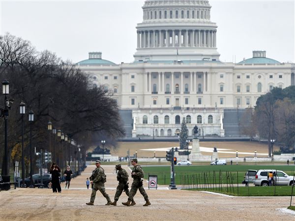 Afghan national in custody after shooting of 2 National Guard members near White House