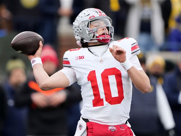 No. 1 Ohio State beats Michigan 27-9, sets up game with Indiana for B10 title