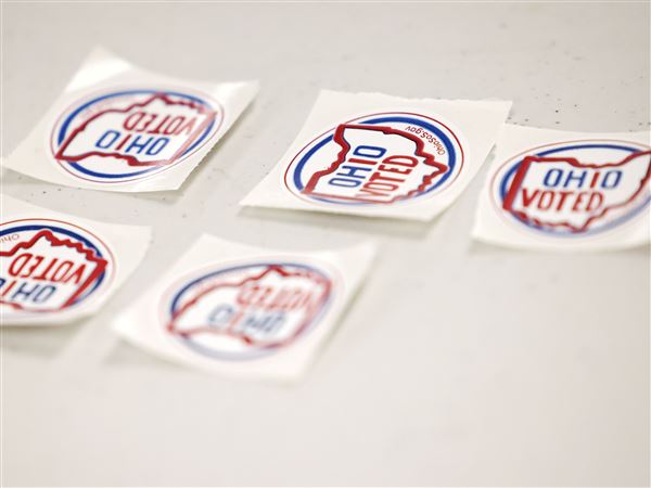 Voting rights groups threaten lawsuit over new Ohio elections law