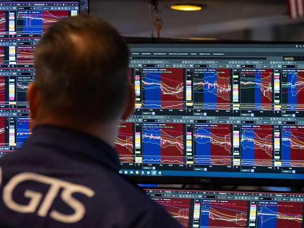 Representación gráfica de una economía en forma de K mostrando la divergencia entre el crecimiento de los ricos y el declive de los pobres.