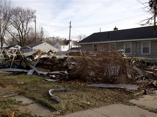 Remains found in rubble of demolished South Toledo house