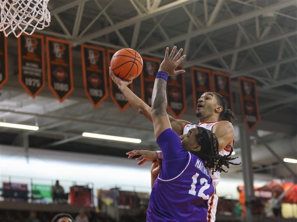 Bowling Green men's basketball handles Chicago State