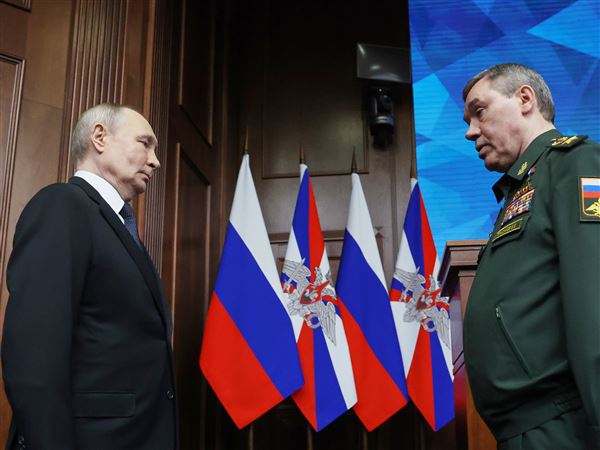 Putin warns that Russia will seek to extend its gains in Ukraine if peace talks fail