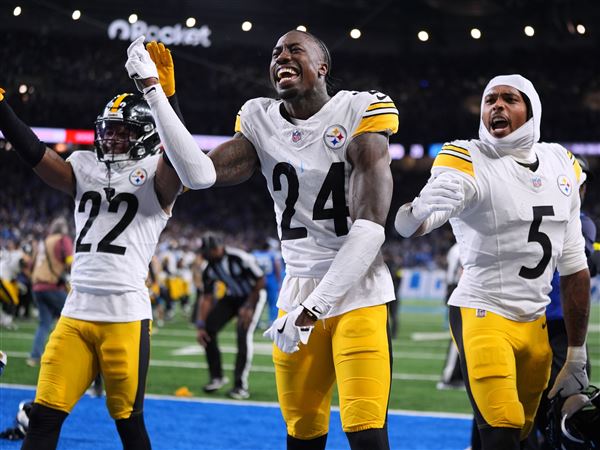 Steelers outlast Lions 29-24 in wild finish when penalty on St. Brown negates Goff's winning TD