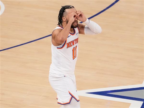 Brunson and the reserves lead a Christmas comeback as the Knicks beat the Cavaliers 126-124