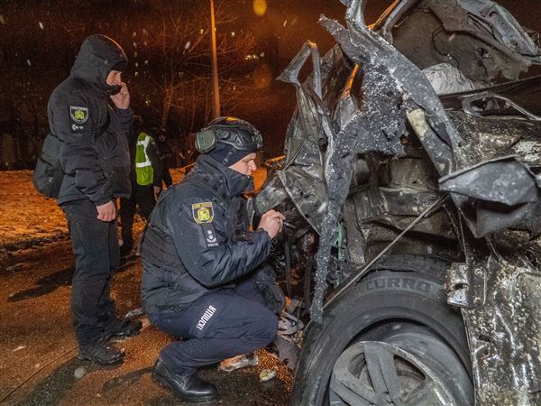 Trump-Zelensky talks will address security guarantees and reconstruction, Ukraine leader says