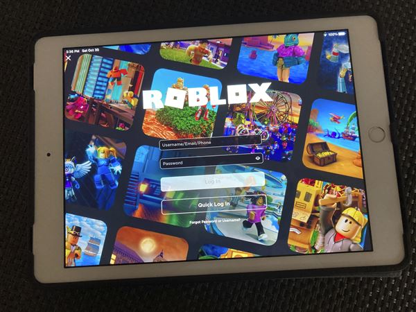 Lucas County family sues Roblox, Discord claiming apps help child predators