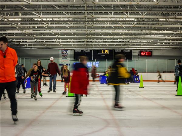 Photo Gallery: Public skate session at Slater Family Ice Arena in Bowling Green