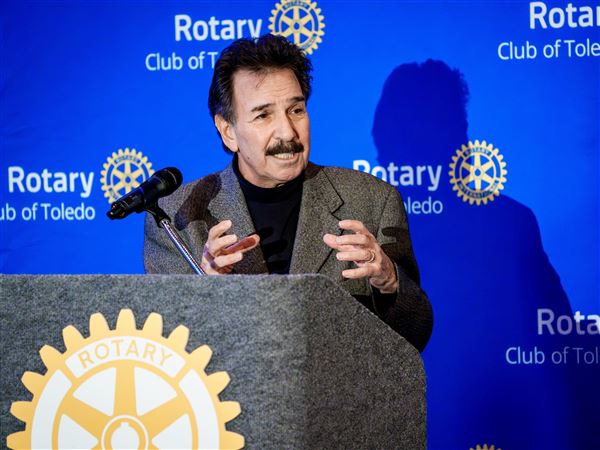 Toledo Police Next Door program shares accomplishments with Rotary Club