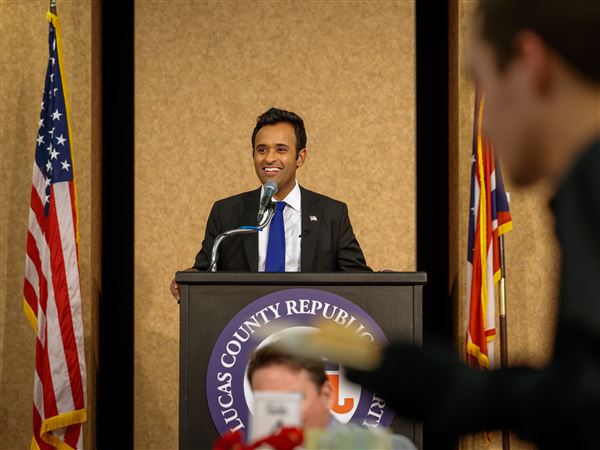 DeWine endorses Ramaswamy for governor