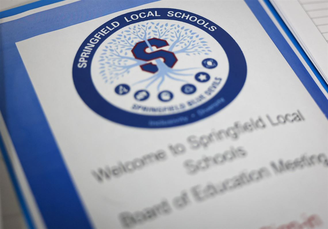 2119 Spring Hollow Dr Baytown, TX 77521 - For Sale - Welcome Home Real  Estate, image size:1140x797