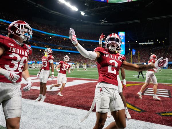 No. 1 Indiana adds to CFP dominance with crushing 56-22 Peach Bowl semifinal win over No. 5 Oregon