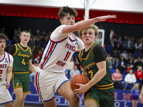 Defensive pressure lifts Evergreen to key NWOAL boys basketball win over Patrick Henry