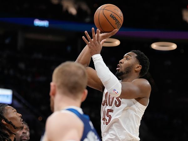 Mitchell scores 28 points as Cavaliers beat Timberwolves 146-134