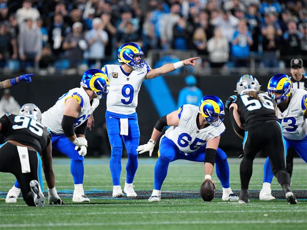 NFL Wild Card: Stafford's late TD pass lifts Rams past Panthers