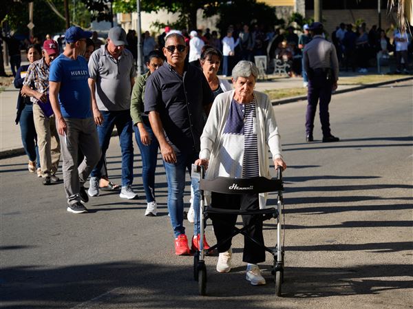 U.S. to suspend immigrant visa processing from 75 countries