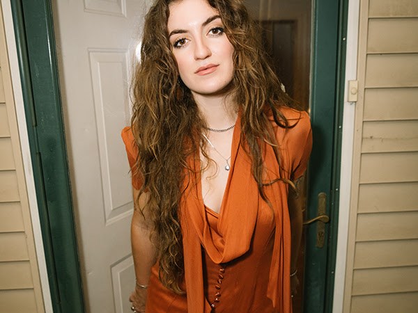 Folk artist Chloe Kimes to perform at the Main Library