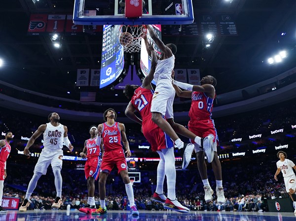 Tyson scores career-high 39, Mobley hits winner to lift Cavaliers to 2-game sweep of 76ers