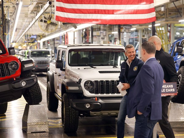 Duffy among U.S. officials touting Trump policies as promoting Toledo auto workers