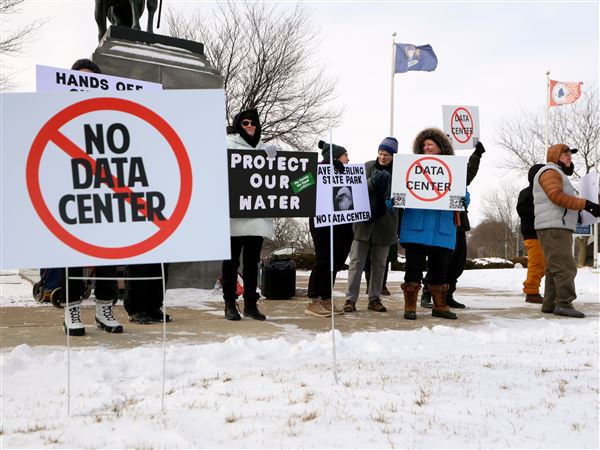 Michigan residents oppose potential data centers