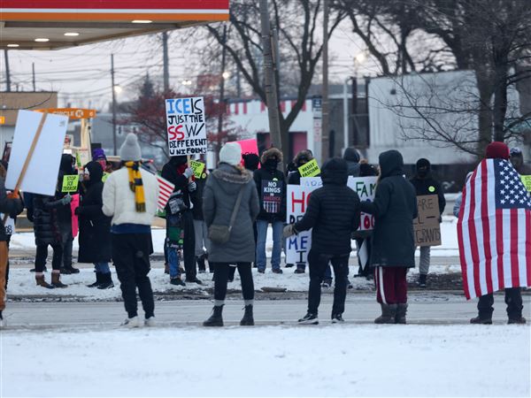 Photo Gallery: Downtown anti-ICE protest