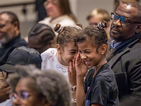Live arts program inspires crowds on MLK Day