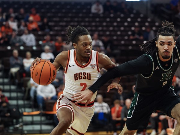 BGSU men's basketball rolls to win at Western Michigan