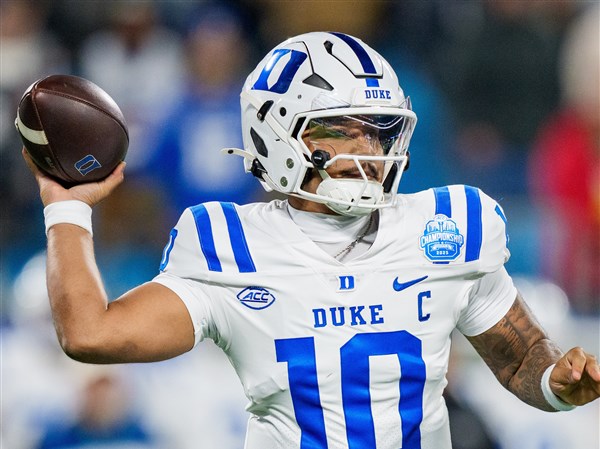 Judge grants Duke's bid to block quarterback's transfer until Feb. 2 hearing in contract fight