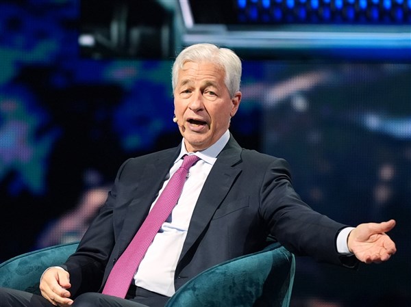 Trump sues JPMorgan for $5 billion, alleges the bank closed his accounts for political reasons