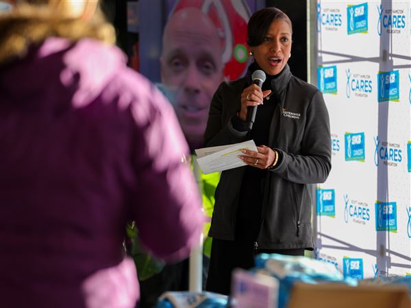 Photo Gallery: Scott Hamilton CARES Foundation Sk8 to Elimin8 Cancer event