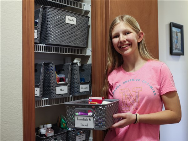 Perrysburg teenager makes a business out of home organization