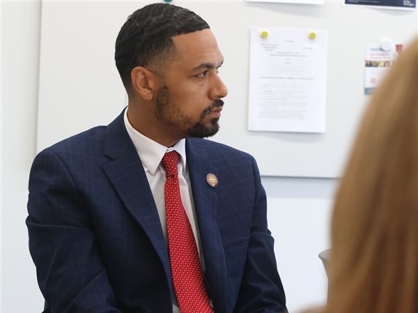 Candidates for U.S. Senate, House 9th District start year off with substantial funding