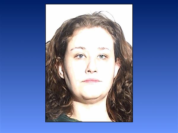 Woman arrested after shooting of man at East Toledo home