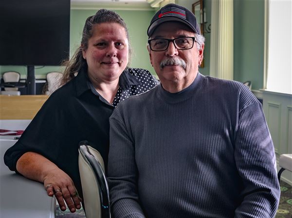 Toledo Club bartender, patron recognized for saving a man's life