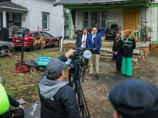 Editorial: Good cop, bad cop