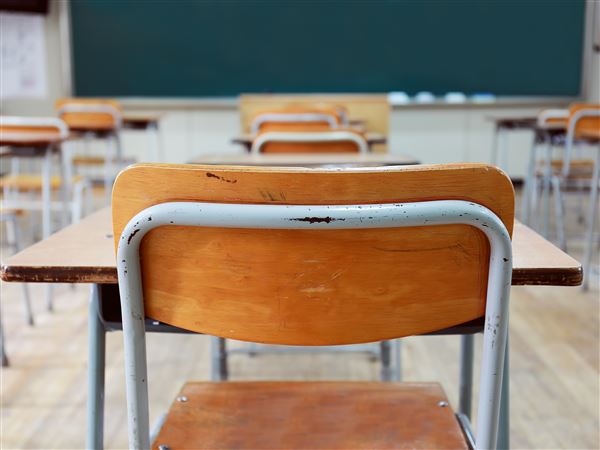 Apparent swatting incident forces lockdown of Bowling Green schools