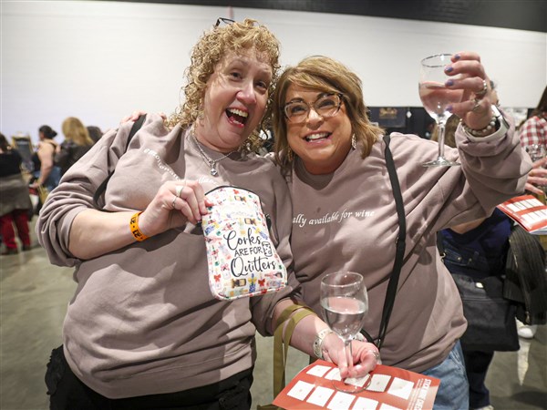 Photo gallery: Wine spotlighted at Glass City Center