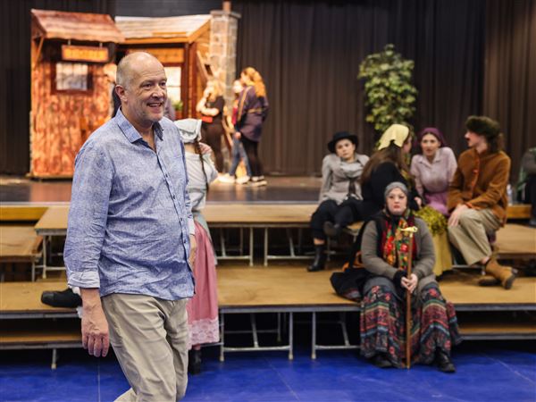 Whiteford’s Todd Schreiber to direct his last show