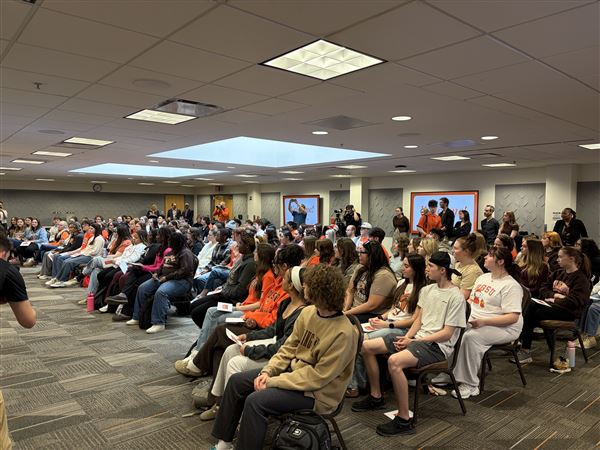 200 BGSU students to share $6.6M in scholarships