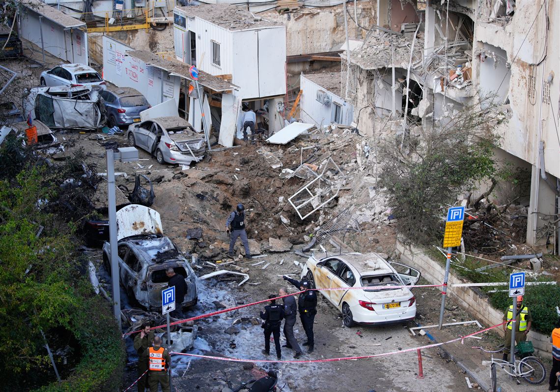 Iran targets Israel and Gulf Arab states amidst escalating conflict