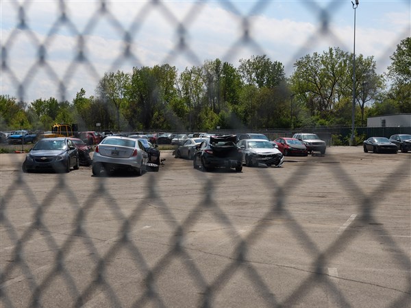 Toledo police look to outsource management of impound lot | The Blade