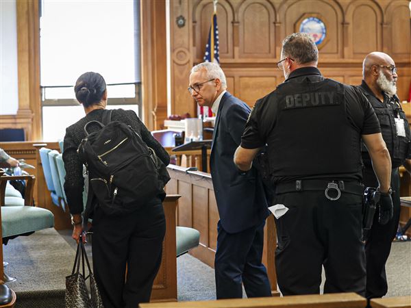 Leader and conspirator sentenced for involvement in Ponzi scheme