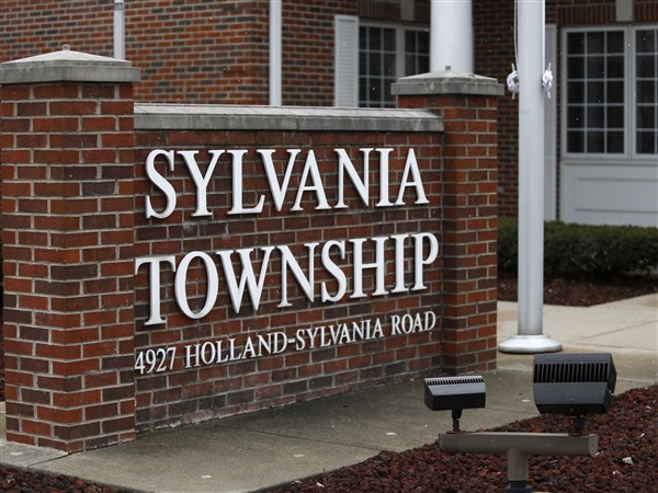 Sylvania schools to put earned-income tax levy on November ballot