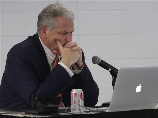 As Ohio school enrollment declines, administrative staffing tells a more complicated story