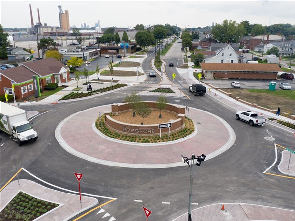 Rossford business owners cheer roundabout project's completion