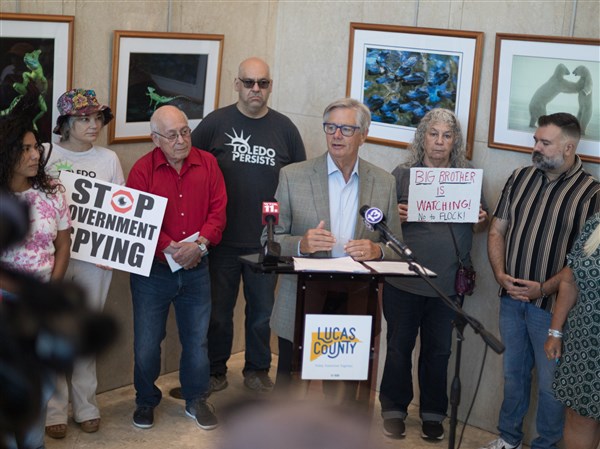 Officials demand Flock camera audit, criticize mass surveillance