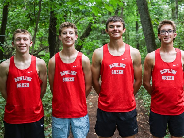 High school boys cross country: Bowling Green leads local group of state contenders
