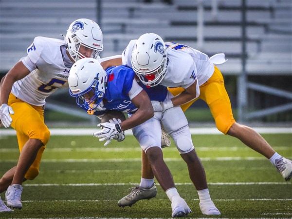 Findlay rolls to 37-20 win over Springfield behind 5 TD effort from Korkos