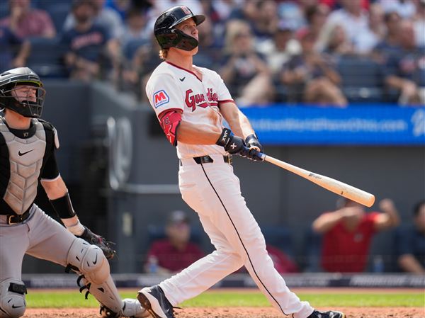 Petey Halpin's 3-run homer propels Guardians past White Sox and into 1st place in AL Central